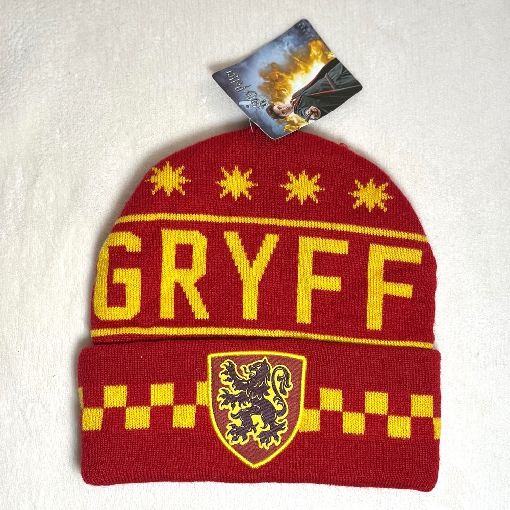 Harry Potter Gryffindor Beanie from Loot Crate NWT